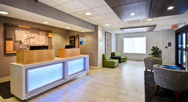 Holiday Inn Express Newport North - Middletown by IHG