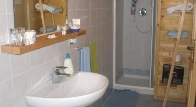 Standard Zimmer Pera Rionda