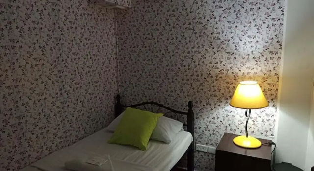 Кровать в общем номере Airport Travelodge Manila - Hostel