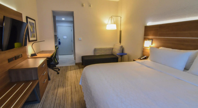 Номер Standard Holiday Inn Express & Suites - Indianapolis Northwest by IHG