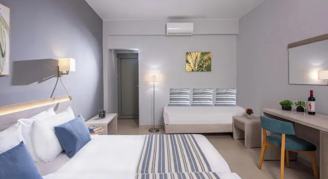 Трёхместный номер Superior Saint George Gournes Bay "by Checkin" Adults Only