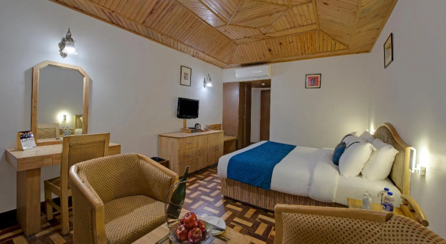 Номер Classic Bravia Hotel Manali Inn