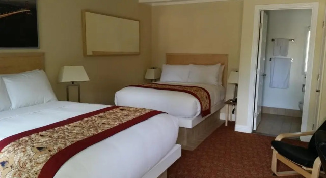 Номер Standard Marin Lodge