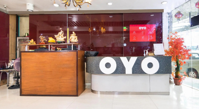 OYO 416 Lucky Hotel
