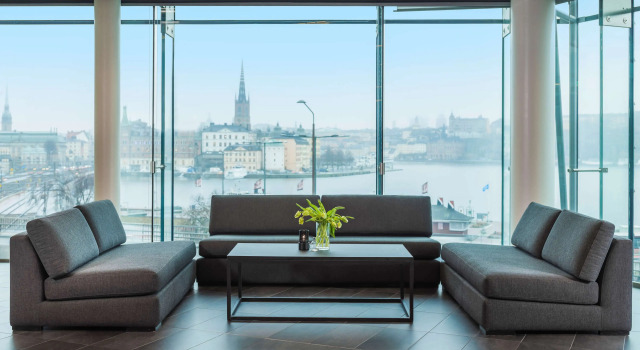 Radisson Blu Waterfront Hotel