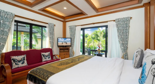 Вилла Luxury Bright Luxury Villa W Garden Pool & Sauna