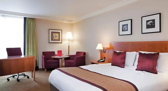 Двухместный номер Premium Crowne Plaza Heathrow