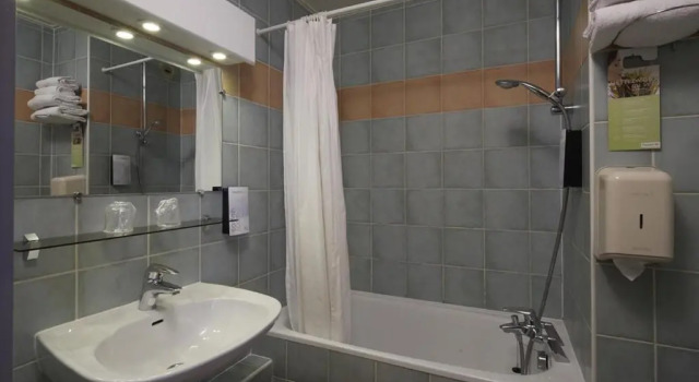Одноместный номер Standard Campanile Prime - Paris 14 Maine Montparnasse