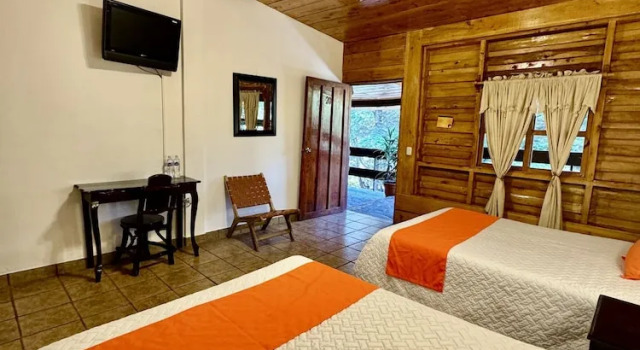Двухместный номер Standard с балконом Hotel Alicante Montana