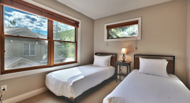 Canyon Crossing 23 3 Bedroom Townhouse by RedAwning, Book Hotel Canyons Silver Springs
