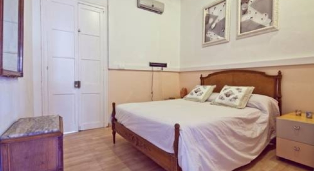 Hostal D'Art, Забронировать Отель Грасиа Барселона, рядом с Jove Regina Theatre
