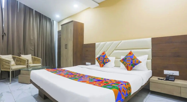 Номер Executive Fabhotel Lake Vista