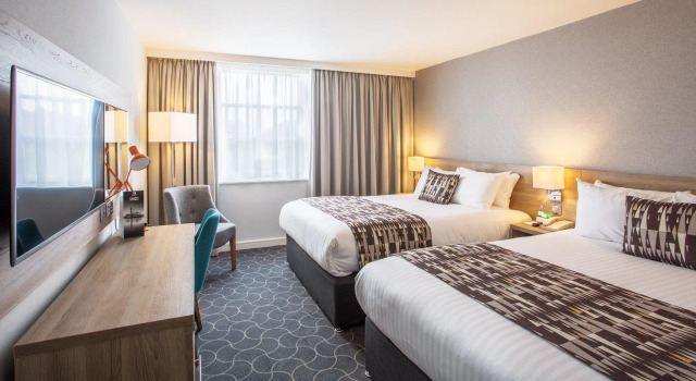 Четырёхместный номер Standard Holiday Inn Ellesmere Port/Cheshire Oaks by IHG