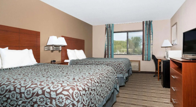 Двухместный люкс Days Inn by Wyndham Mankato