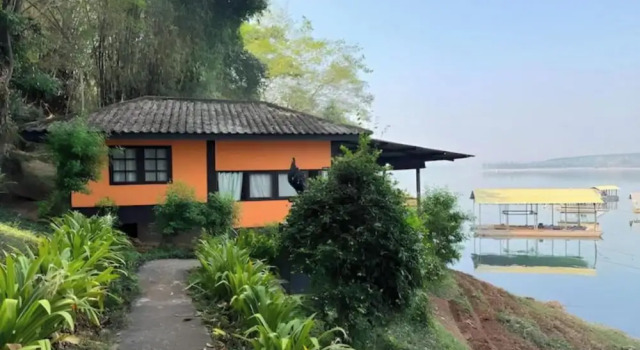 Вилла Kawarin Saiyai Cottage and Lake