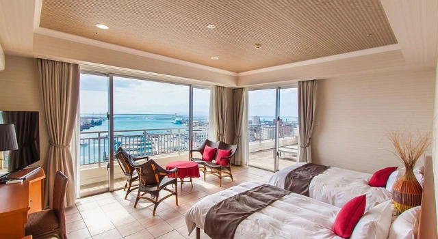 Hotel East China Sea, Забронировать Отель Отели Острова Исигаки с завтраком, рядом с Городской рынок в Ишигаки, Завтраки