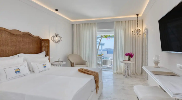 Люкс Signature с 2 комнатами с видом на море Отель Saint John Hotel Villas & Spa