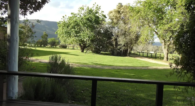 Коттедж с балконом Natures Way Bushbuck Cottage
