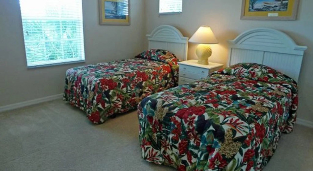 Bahama107b 2 Br condo by RedAwning, Book Hotel Hoteller i Four Corners med pool, Swimmingpool