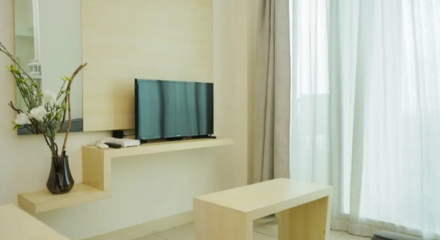 Comfy and Tidy 1BR Apartment at Tree Park City BSD