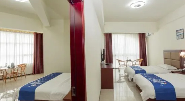 Люкс Dongxing Chengshi Relian Seaview Hotel