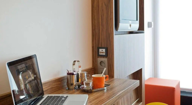 Двухместный номер Standard с балконом ibis Styles Louvain-la-Neuve Hotel and Events