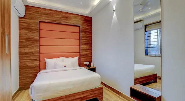 Люкс MySpace Triton Suites