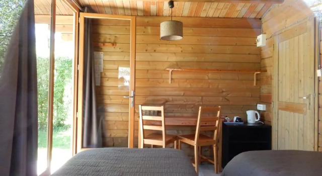 Çift kişilik dağ evi Hotel Camping sur Yonne