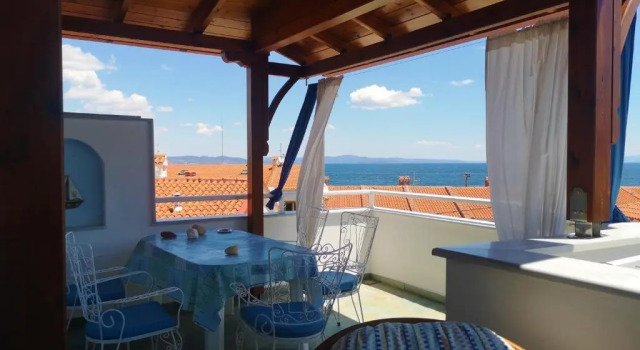 Апартаменты с видом на море Haus Niko Apartments and Suites