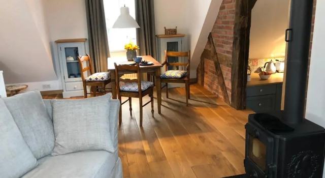 GRIMMS LIVING, Забронировать Отель  