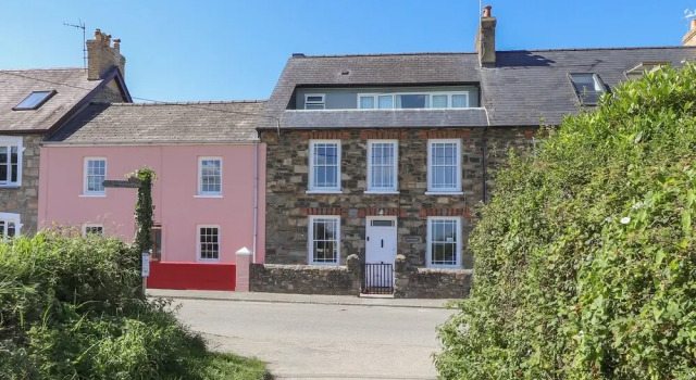 Neverndale, Rezervasyon Otel Nevern Glamorgan