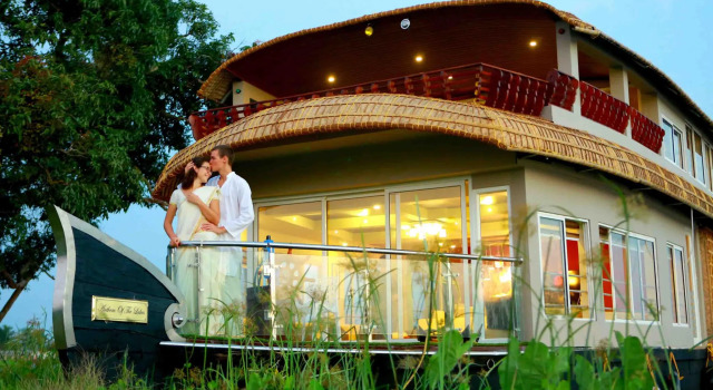 Indiavacationz Houseboats