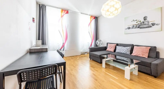 Апартаменты JR City Apartments