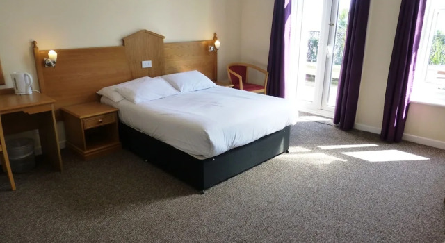 Семейный номер Standard с 5 комнатами Esplanade Hotel - Clacton On Sea, Beachfront Hotel by OYO