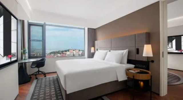 Люкс Executive с видом на море IntercityHotel Yantai Coast
