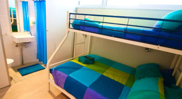 Original Backpackers, Забронировать Отель Отели в центре Потс-Пойнта с завтраком, отели в центре Потс-Пойнта с завтраком