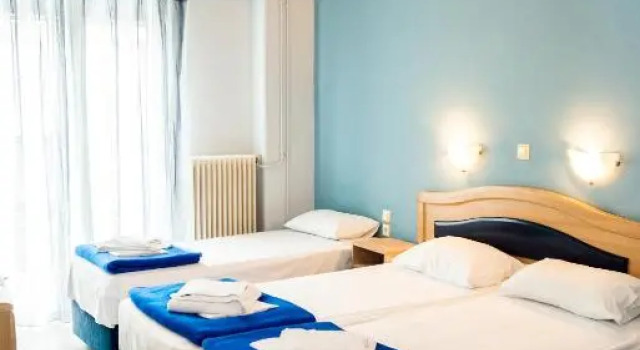 Трёхместный номер Hôtel Argo