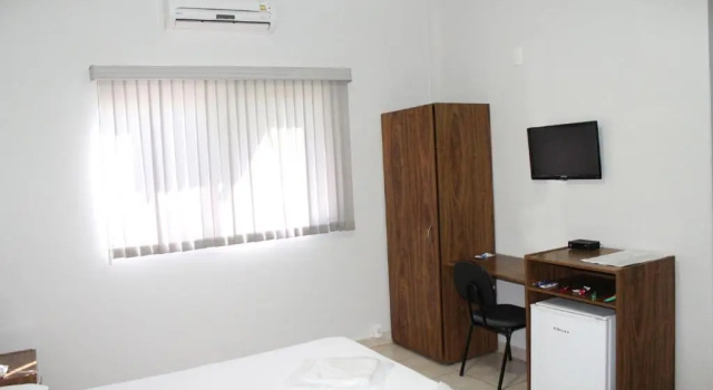 Трёхместный номер Superior Monte Castro Executive Hotel