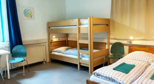 Youth Hostel 37