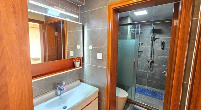 Апартаменты Comfort Lux Suites Enzi Heights Apartments