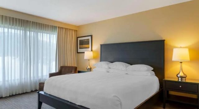 Двухместный номер Deluxe с видом на реку Best Western Plus Hood River Inn