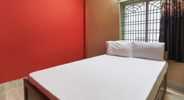 Spot On 38541 Nirmalyas Maharaja