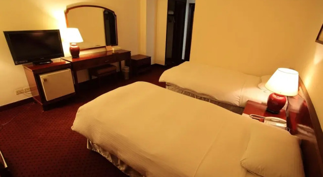Standardní Dvoulůžkový s manželskou postelí pokoj Nantou Hotel