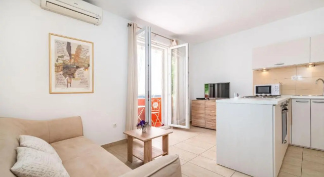 Near old town apartment with free parking and air condition in each room, Забронировать Апартаменты/квартира Задар Задарская жупания, рядом с Old Port of Foša