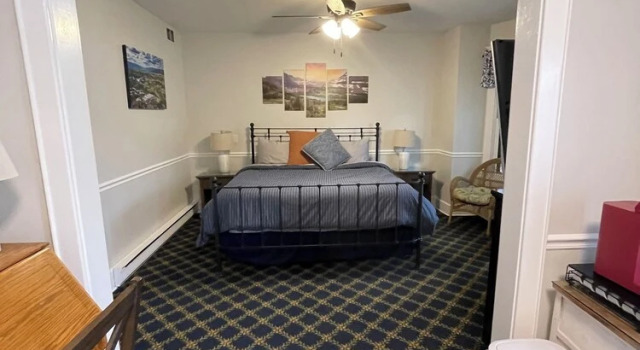 Люкс Deluxe Goldsmiths Riverfront Inn
