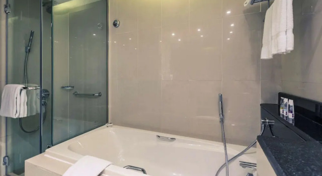 Двухместный номер Улучшенный Mercure Gold Hotel Jumeirah Dubai by Accor