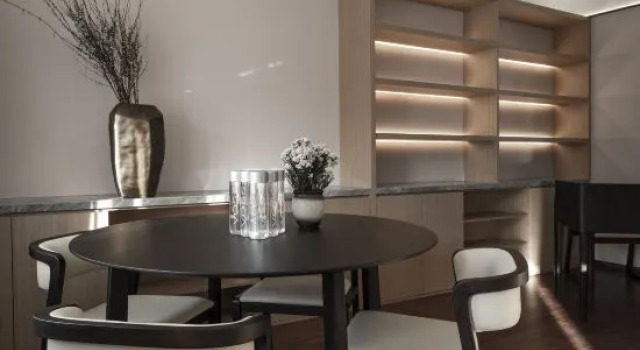 Кровать в общем номере LUXEH Hotel