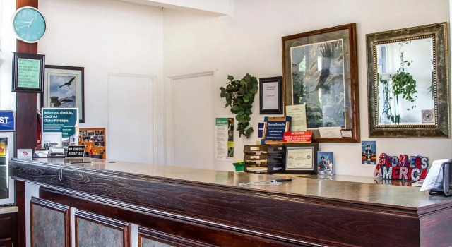 Rodeway Inn & Suites, Book Hotel Roseburg Umpqua Valley
