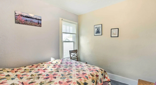 Коттедж с 2 комнатами Charming Eugene Vacation Home 1 Mi to Dtwn