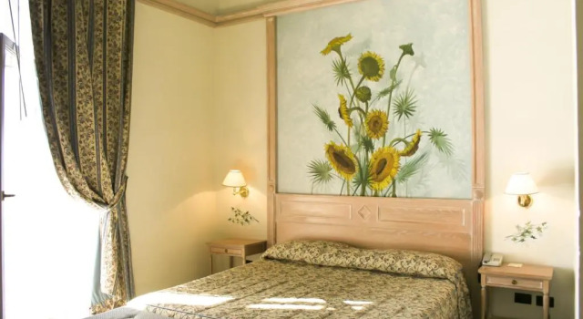 Двухместный номер Hotel De La Ville